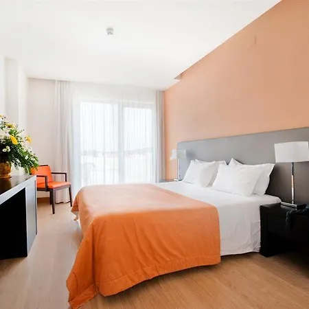 Mar E Sol & 상페드루 지 모엘